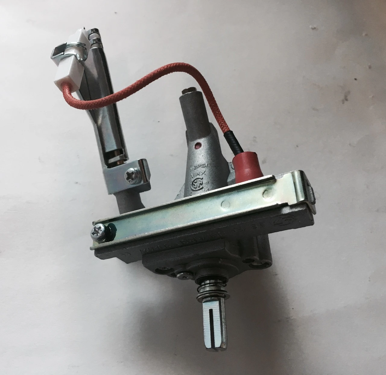 Bull Main Burner Gas Clamp On Flame Thrower Valve 2 Bull Main Burner Gas Clamp On Flame Thrower Valve - Image 2