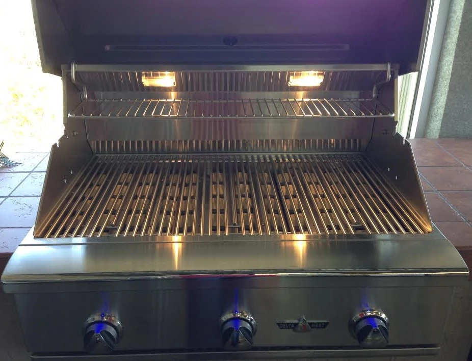 Delta Heat 32" Freestanding Grill W Rotisserie And Sear Burner - DHBQ32RS-DHGB32 2 Delta Heat 32" Freestanding Grill W Rotisserie And Sear Burner - DHBQ32RS-DHGB32 - Image 2